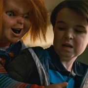 Chucky: "Halloween II" (S2,E1)