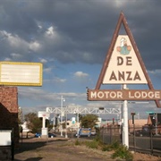 The De Anza Motor Lodge