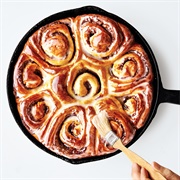 Cinnamon Date Buns