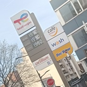 Totalenergies Blvd Du General Leclerc, Clichy