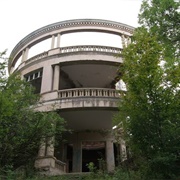 Khanjian Villa (Permanently Closed)