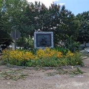 Commodore Richard Dale Monument