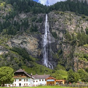 Fallbachfall Waterfall, Maltatal Valley, Austria