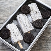 Crushed Oreo Popsicle (Crushed Creameo Popsicle)