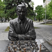 Monument to Paul Keres