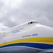 Antonov An-225