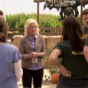 Parks and Recreation: "Harvest Festival" (S3,E7)