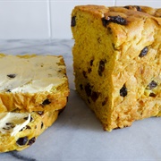 Cornish Saffron Cake With Clotted Cream