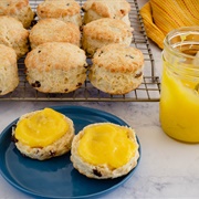 Scones With Lemon Curd