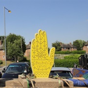 The Giant Hands and Giant Feet of Wincobank