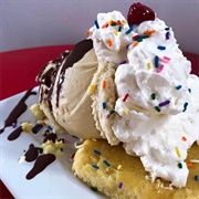 Owowcow Birthday Cake Sundae