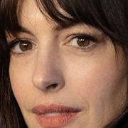 Anne Hathaway (American Actress)