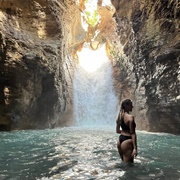 Leona Waterfall, Liberia