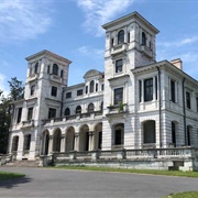 Swannanoa Palace