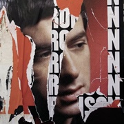 Valerie - Mark Ronson Featuring Amy Winehouse