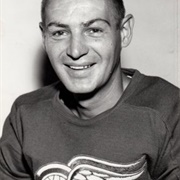 Terry Sawchuk (Detroit Red Wings)
