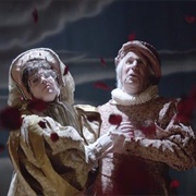 S5.E13: Coming and Going