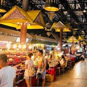 Chiang Mai Night Bazaar, Chiang Mai, Thailand