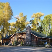 Woods Landing Bar & Cafe