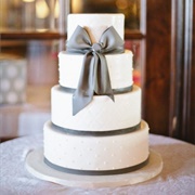 Plain Top Wedding Cake