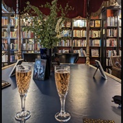 Battery Park Book Exchange & Champagne Bar