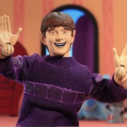 S10.E9: Spike Fraser In: Should I Happen to Back Into a Horse