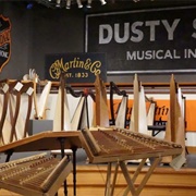 Dusty Strings