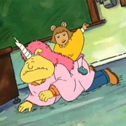 S8.E4: Fernkenstein's Monster/D.W., Dancing Queen