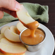 Apples With Toffee Sauce