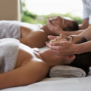 Go to a Luxury Spa and Get a Couple's Massage