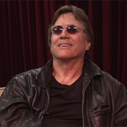 S2.E8: Joey Fatone/Richard Hatch