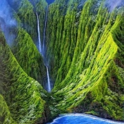 Kahiwa Falls, Molokai, Hawaii, USA