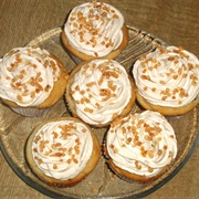Vegan Baked Apple Cupcakes With Spekulatius Frosting