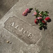 Alice Flagg's Grave