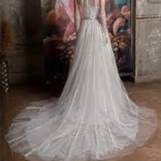 Stripe-Patterned Lace Wedding Dress