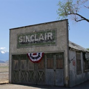 Sinclair Gas Station