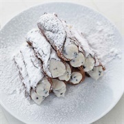 Snow Cream Cannoli (Snowpuff Cannoli)