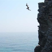 Cliff Jump From 90 Feet