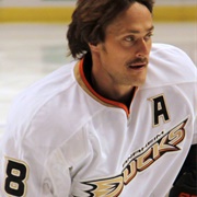 Teemu Selanne (Anaheim Ducks)