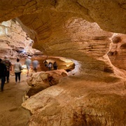 Longhorn Cavern