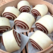 Chocolate-Flavoured Mantou