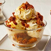 Kiwi and Hokey Pokey Sundae With Nuts
