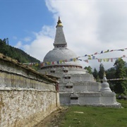 Chendebji Chorten