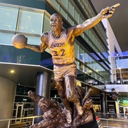Magic Johnson Statue, Los Angeles
