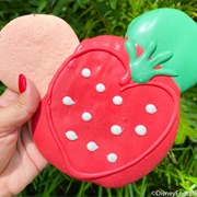 Strawberry Mickey Cookie