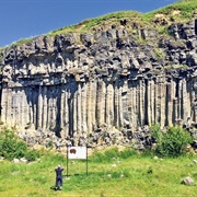 Coloanele De Bazalt De La Racoș, Romania