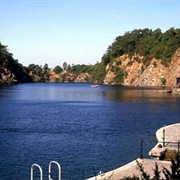 Stoney Cove at the UK National Dive Centre