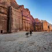 The Street of Facades, Petra