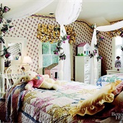 Fully Wallpapered Rooms