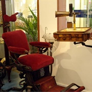 British Dental Museum